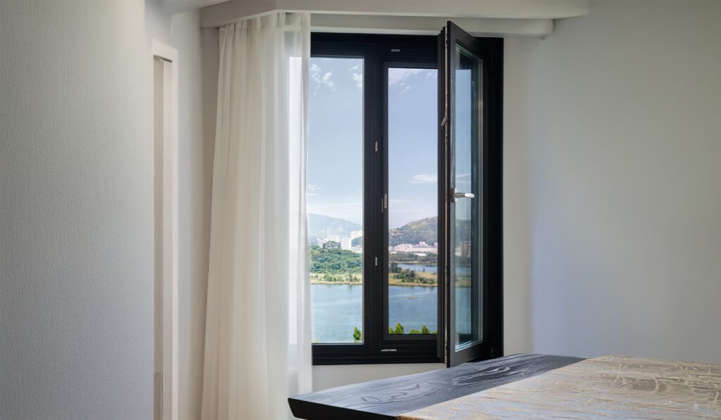 SAYYAS 楓葉鋁木窗 鋁包木隔音窗-N系列完工作品-N86細框鋁包木窗 台灣藍鯨獨家代理