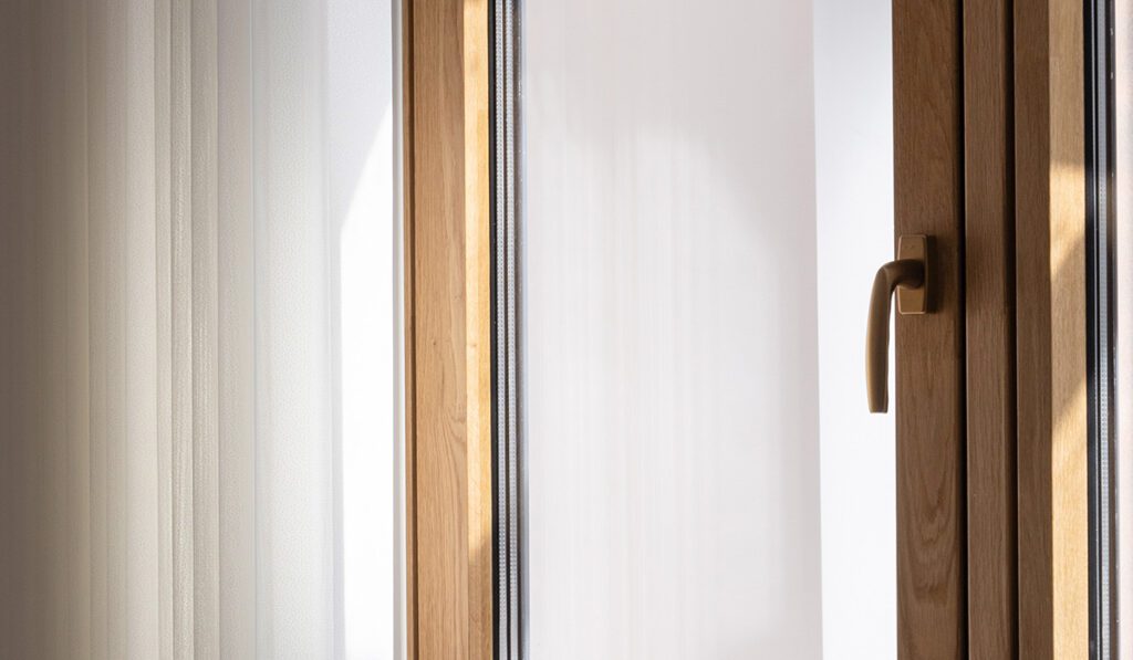 森鷹鋁包木隔音窗-N系列完工作品-N86細框鋁包木窗 台灣藍鯨獨家代理